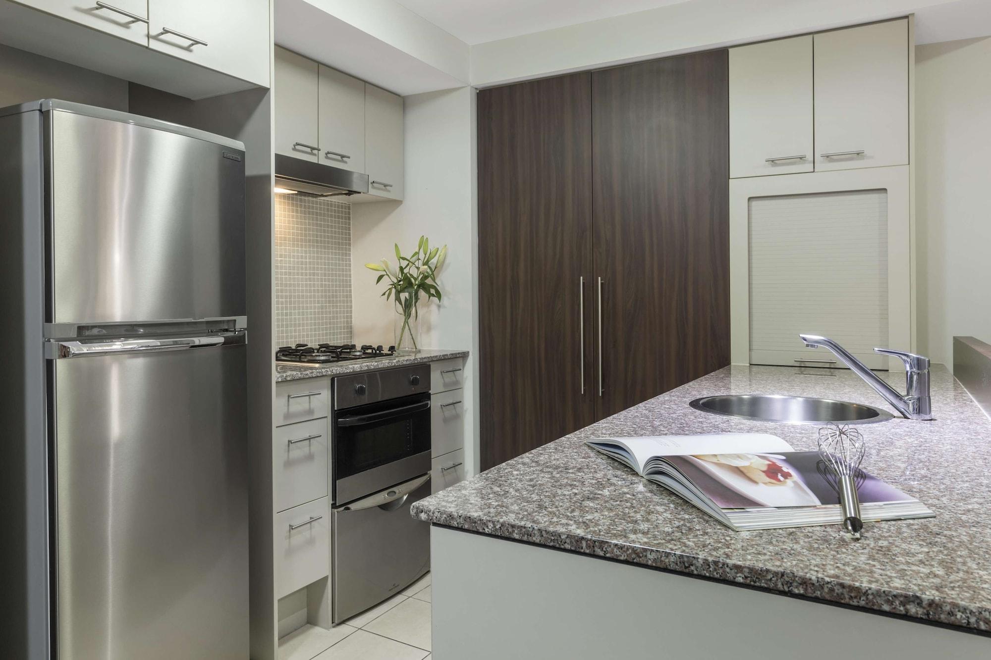 Oaks Brisbane Aurora Suites Exterior foto